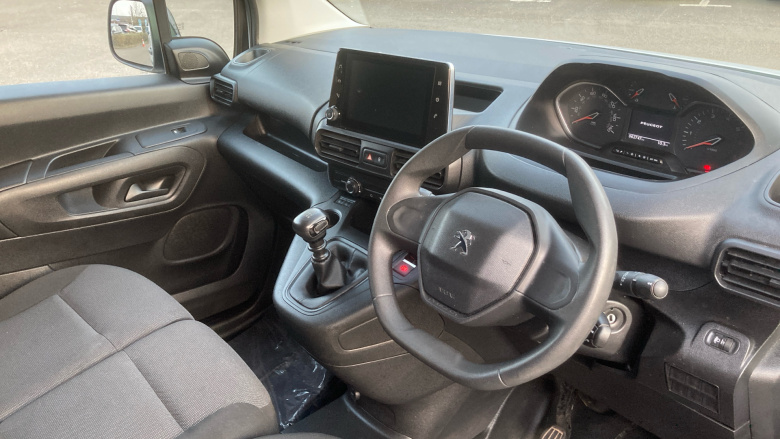 Peugeot Partner Long Diesel 950 1.5 BlueHDi 100 Professional Prem Van [6Speed]